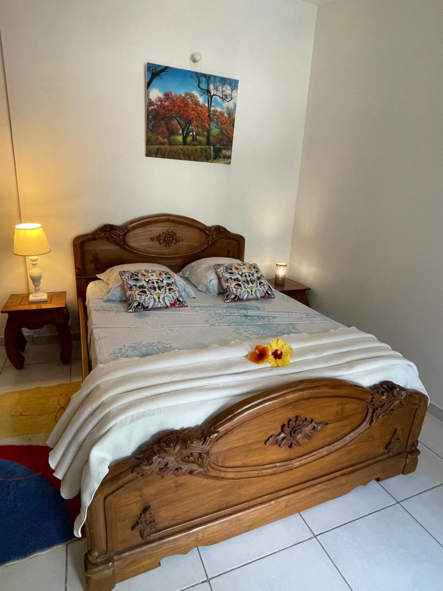 Bed and Breakfast Adenora Saint-Joseph Exterior foto